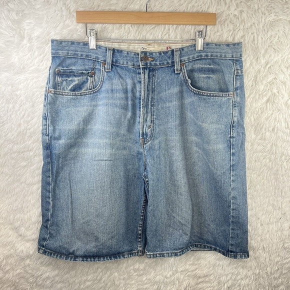 Levi’s Shorts 569 Men’s Size 36W Blue‎ Denim Jean Loose Straight Stretch Jorts - Picture 1 of 16